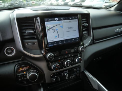 Used 2022 RAM 1500 Big Horn AWD/4WD image 22
