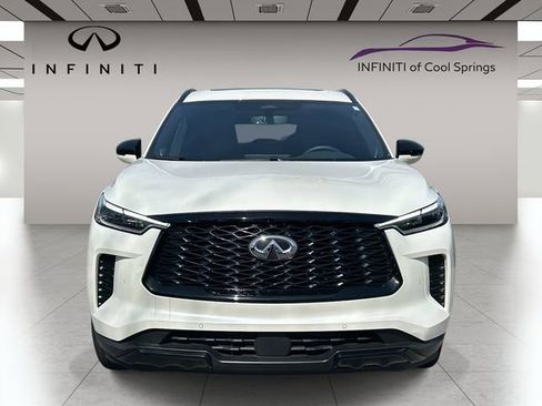 Certified 2025 INFINITI QX60 Luxe w/ Black Edition image 2