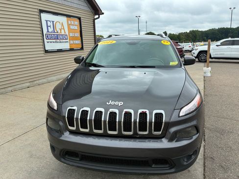 Used 2014 Jeep Cherokee Latitude w/ Cold Weather Group AWD/4WD image 2