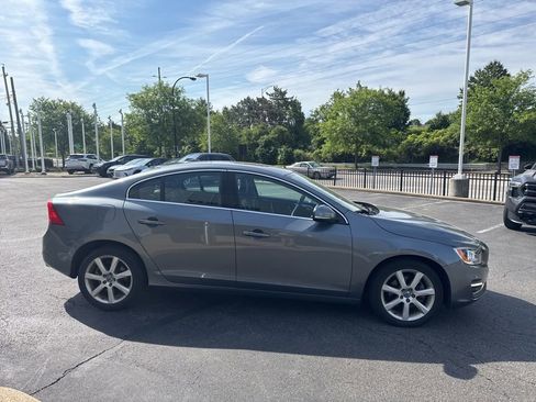 Used 2016 Volvo S60 T5 Premier w/ Convenience Package FWD image 6
