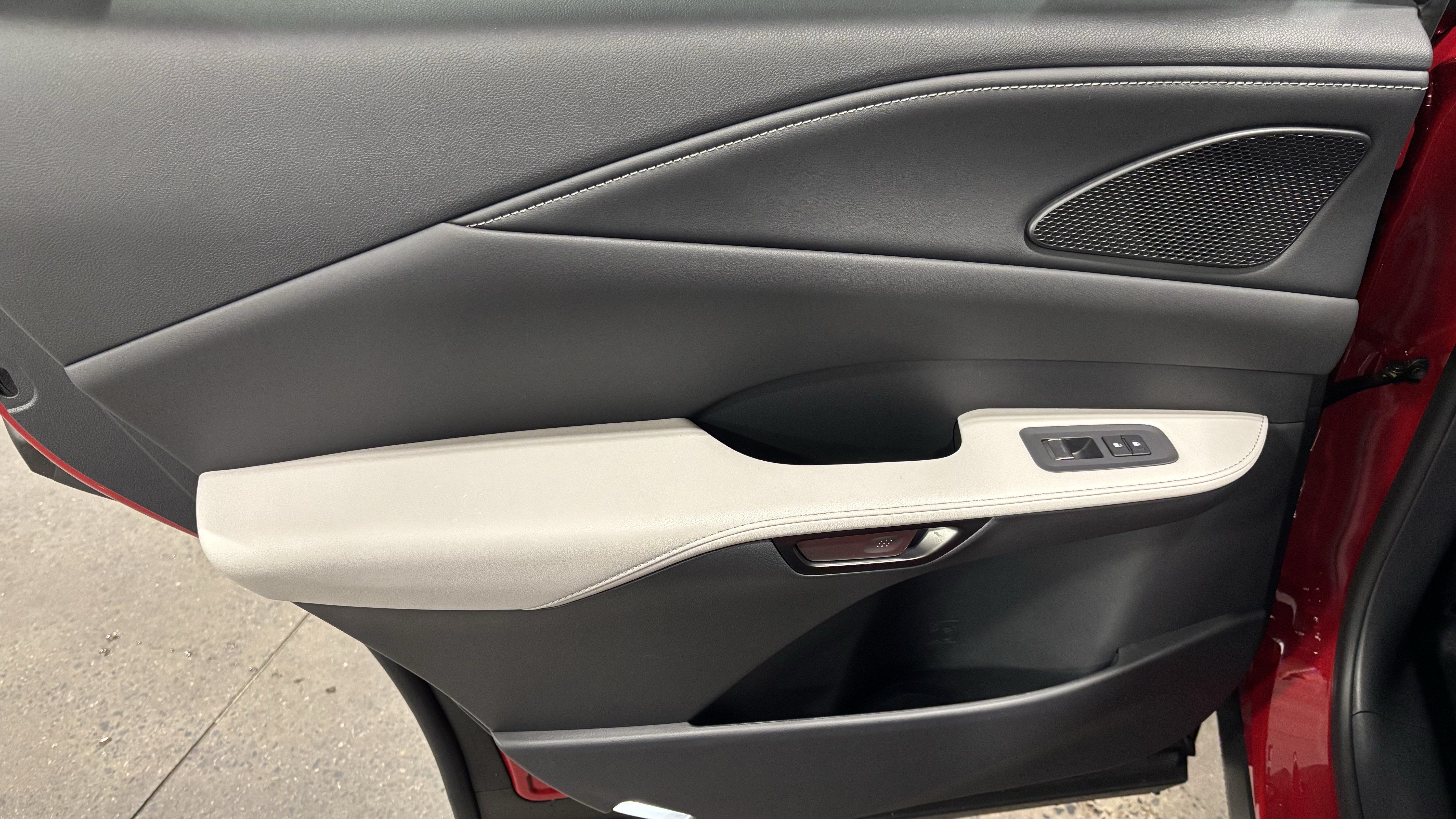 New 2026 Lexus RX 350 FWD image 32