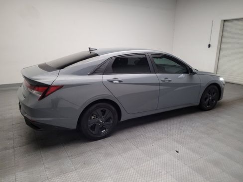 Used 2022 Hyundai Elantra SEL FWD image 10
