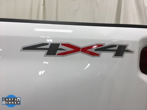 Used 2024 Chevrolet Silverado 2500 LT w/ Convenience Package image 14