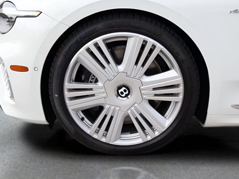 New 2026 Bentley Continental GTC AWD/4WD image 10
