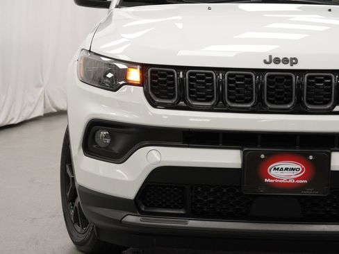 Used 2025 Jeep Compass Latitude w/ Altitude Special Edition AWD/4WD image 13