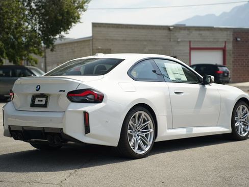 New 2026 BMW M2 w/ Lighting Package RWD image 5