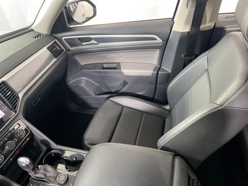 Used 2023 Volkswagen Atlas SEL R-Line image 24