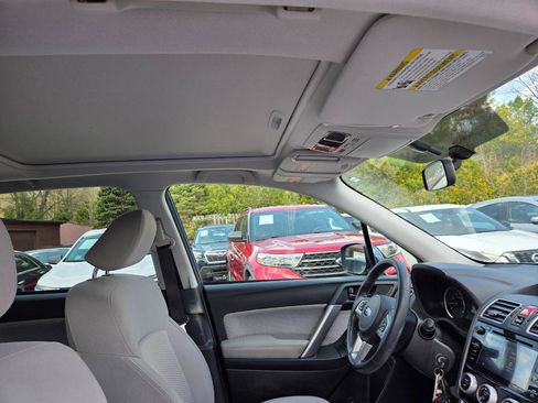 Used 2018 Subaru Forester 2.5i Premium w/ All-Weather Package AWD/4WD image 25