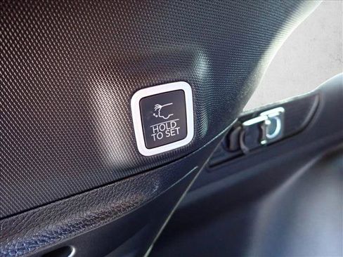 New 2026 Jeep Grand Cherokee Limited image 9