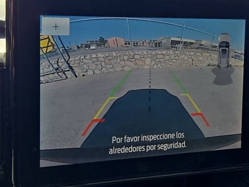 Used 2022 Ford Explorer XLT image 28