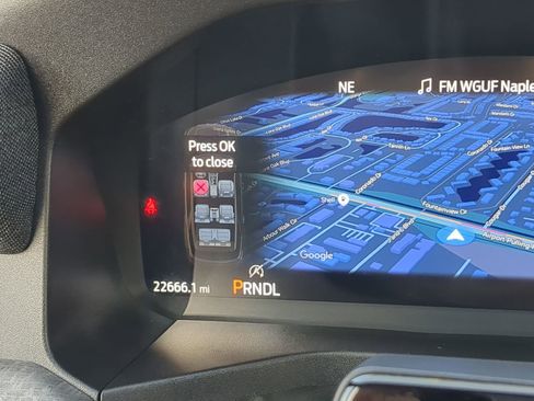 Used 2025 Ford Explorer Platinum image 29