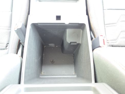 Used 2025 Nissan Frontier PRO-4X w/ Interior Protection Package AWD/4WD image 9