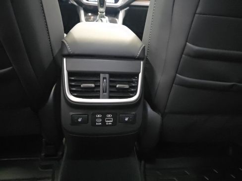 Used 2024 Subaru Outback Limited AWD/4WD image 12