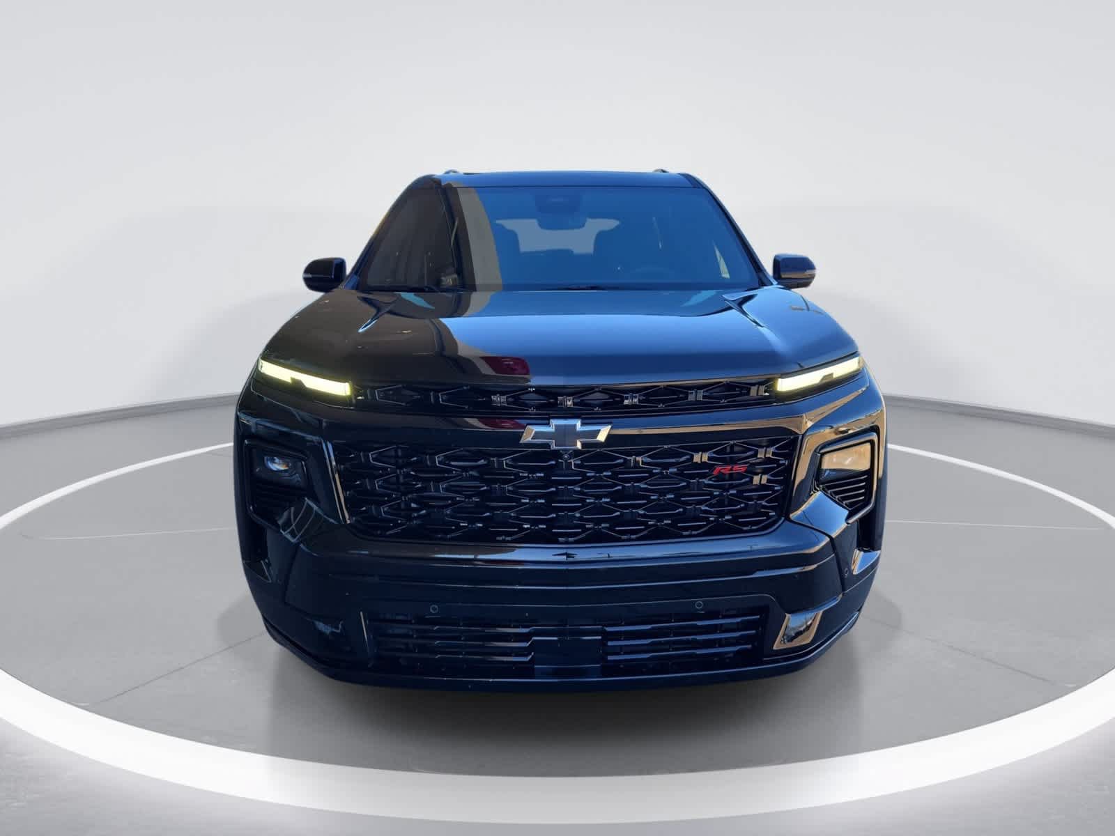 Used 2026 Chevrolet Traverse RS FWD image 3