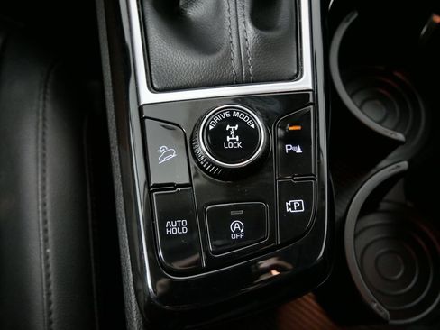 Used 2025 Kia Sportage EX AWD/4WD image 36