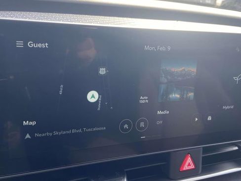 New 2026 Kia Carnival EX FWD image 17