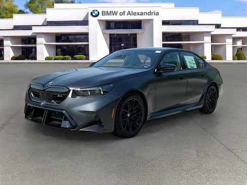 New 2027 BMW M5 w/ Executive Package AWD/4WD image 1