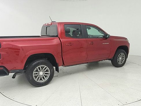 Used 2024 Chevrolet Colorado LT w/ LT Convenience Package II RWD image 8