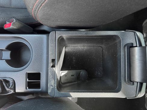 Used 2015 Subaru WRX image 28
