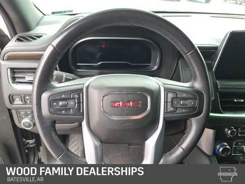 Used 2022 GMC Yukon XL SLE image 15
