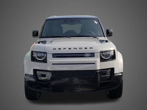 New 2026 Land Rover Defender 130 X-Dynamic SE image 2