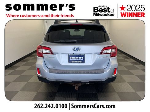 Used 2016 Subaru Outback 2.5i Limited AWD/4WD image 4