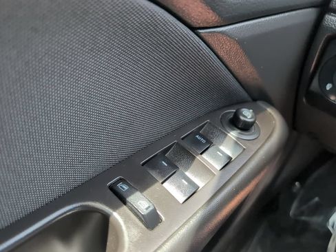 Used 2012 Ford Fusion SE FWD image 21