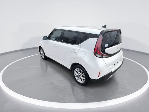 Used 2023 Kia Soul S image 6