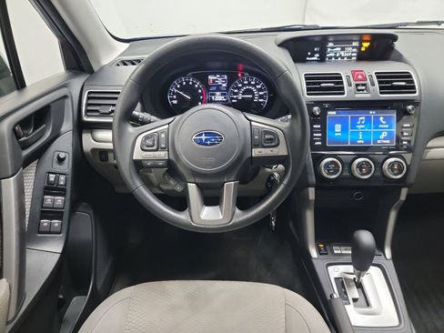 Used 2018 Subaru Forester 2.5i Premium image 16