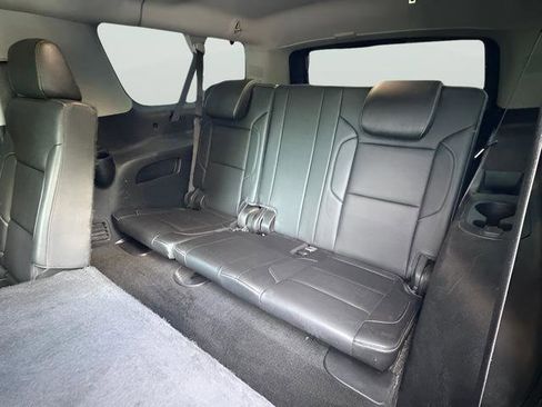 Used 2017 GMC Yukon XL SLT AWD/4WD image 29