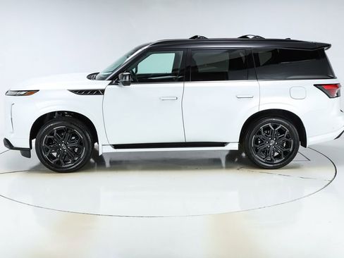 New 2026 INFINITI QX80 4WD image 43