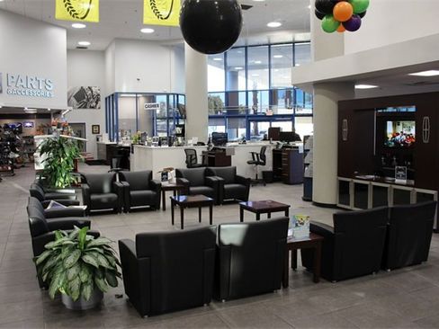 Used 2023 Toyota Tacoma TRD Off-Road w/ Advanced Technology Package image 7