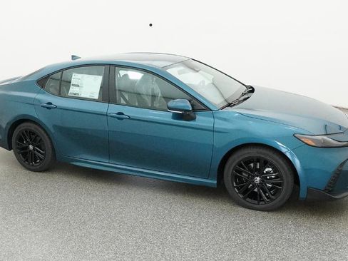 New 2026 Toyota Camry SE FWD image 15
