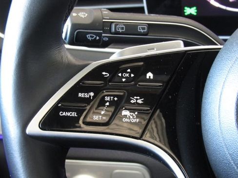 Used 2025 Mercedes-Benz GLS 450 4MATIC image 32