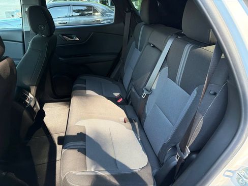 Used 2024 Chevrolet Blazer LT w/ Midnight/Sport Edition FWD image 9