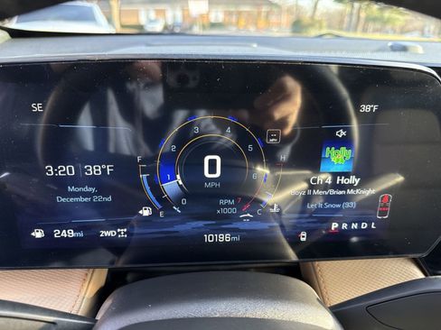 Used 2025 Chevrolet Equinox ACTIV w/ Convenience Package III image 15