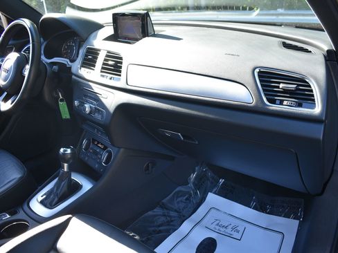 Used 2018 Audi Q3 2.0T Premium image 27