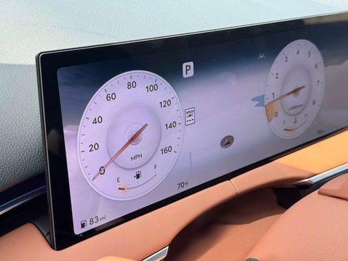 New 2026 Genesis GV70 2.5T Advanced image 21