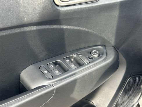 New 2026 Hyundai Venue SE image 20