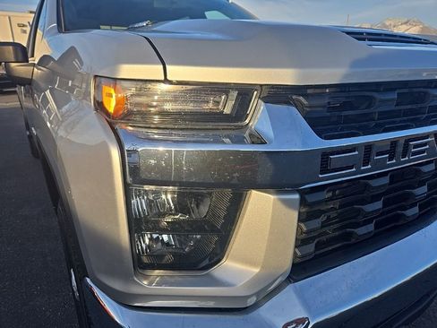 Used 2022 Chevrolet Silverado 3500 LT w/ Convenience Package image 31