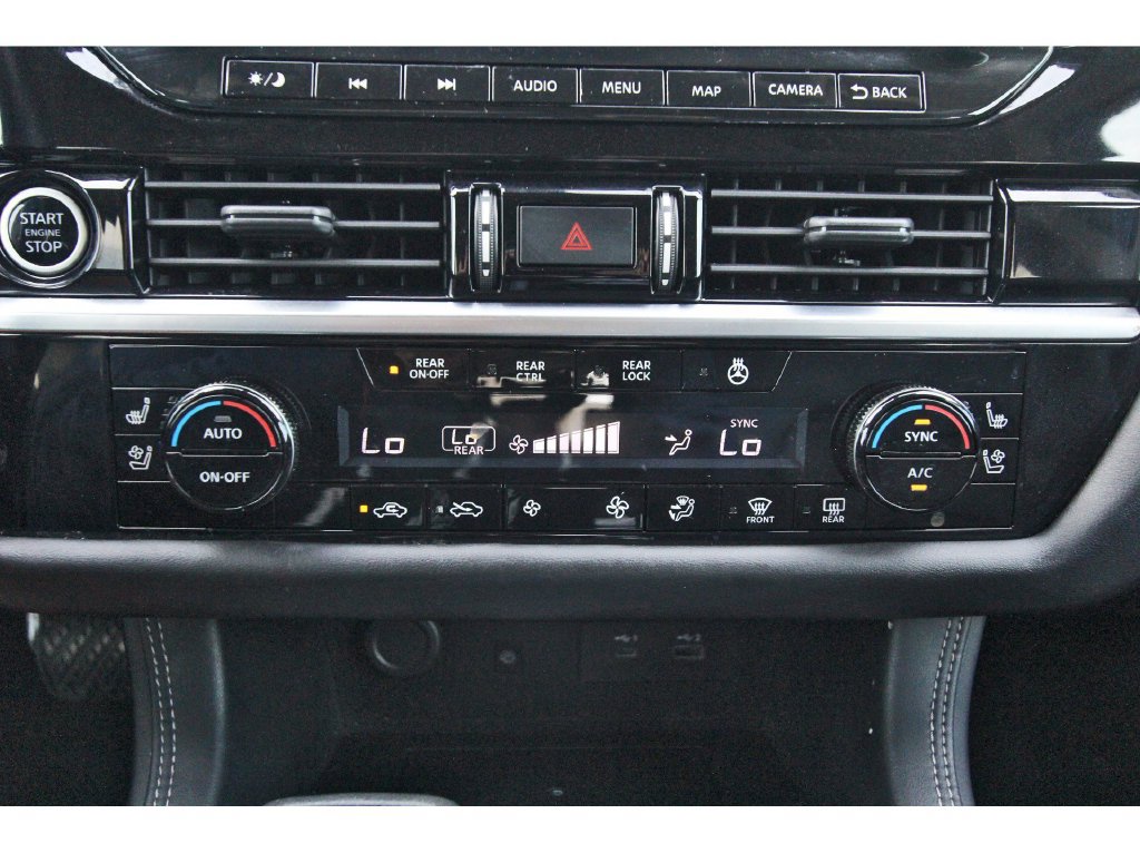Used 2023 Nissan Pathfinder Platinum w/ Lighting Package (N93) FWD image 30
