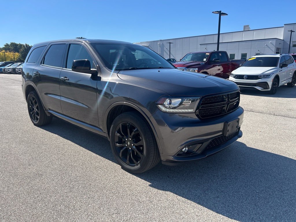 Used 2020 Dodge Durango SXT w/ Blacktop Package AWD/4WD image 3