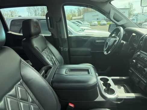 Used 2020 Chevrolet Silverado 1500 RST image 10