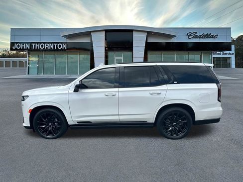 Used 2024 Cadillac Escalade Sport Platinum w/ LPO, ONYX Package AWD/4WD image 8
