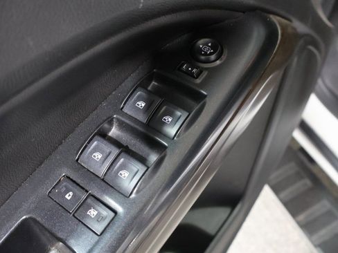 Used 2018 GMC Canyon Denali image 24