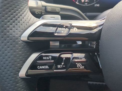 Used 2025 Mercedes-Benz GLA 250 image 11