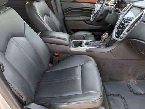 Used 2016 Cadillac SRX Luxury FWD image 32