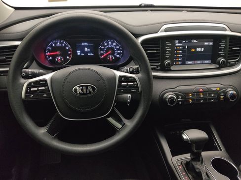 Used 2019 Kia Sorento L FWD image 22