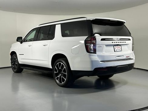 Used 2024 Chevrolet Suburban RST w/ Luxury Package AWD/4WD image 5