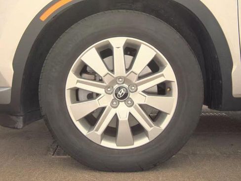 Used 2025 Hyundai Palisade SEL FWD image 19
